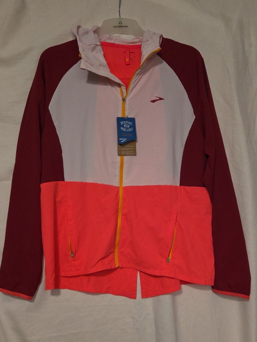 Brooks Women’s Canopy Lightweight Jacket - NEW